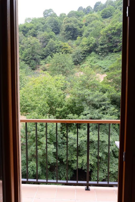 קנגס דל נרסאה Apartamentos El Rincon De Limes חדר תמונה